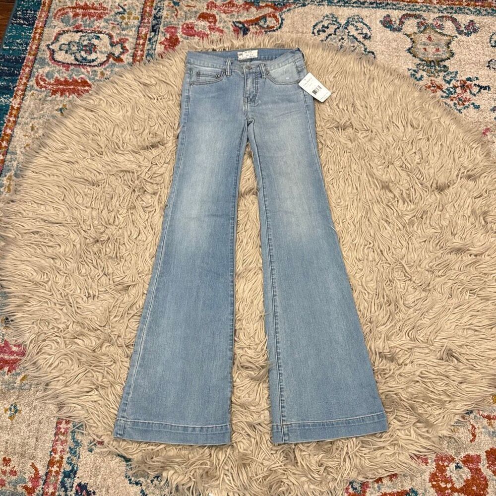 NWT Free people marlin flare jeans size 24